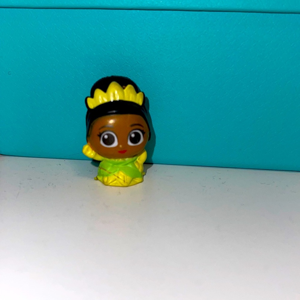 Disney Doorables Squishalots Tiana